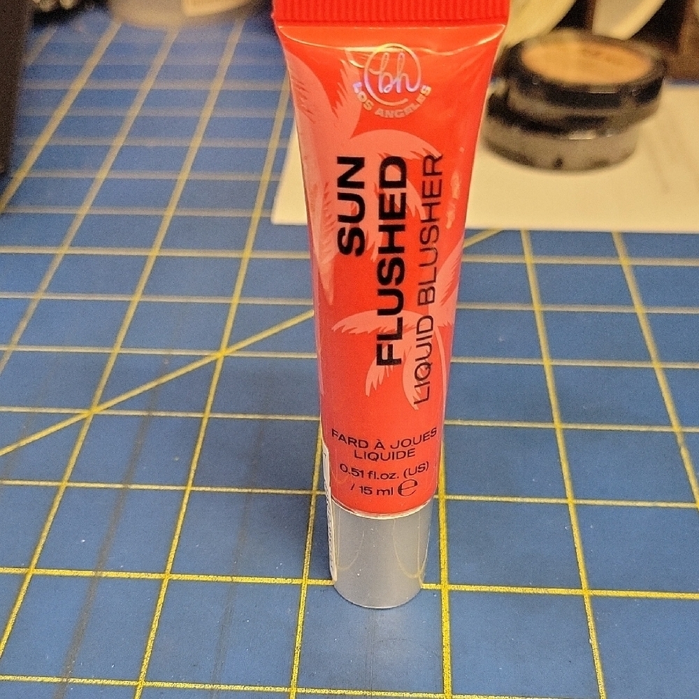 Sun Flushed Liquid Blusher Red Sky 15ml New Sealed Tube